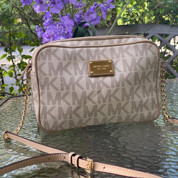 Michael Kors White Fulton Logo Crossbody Purse - Picture 3 of 16